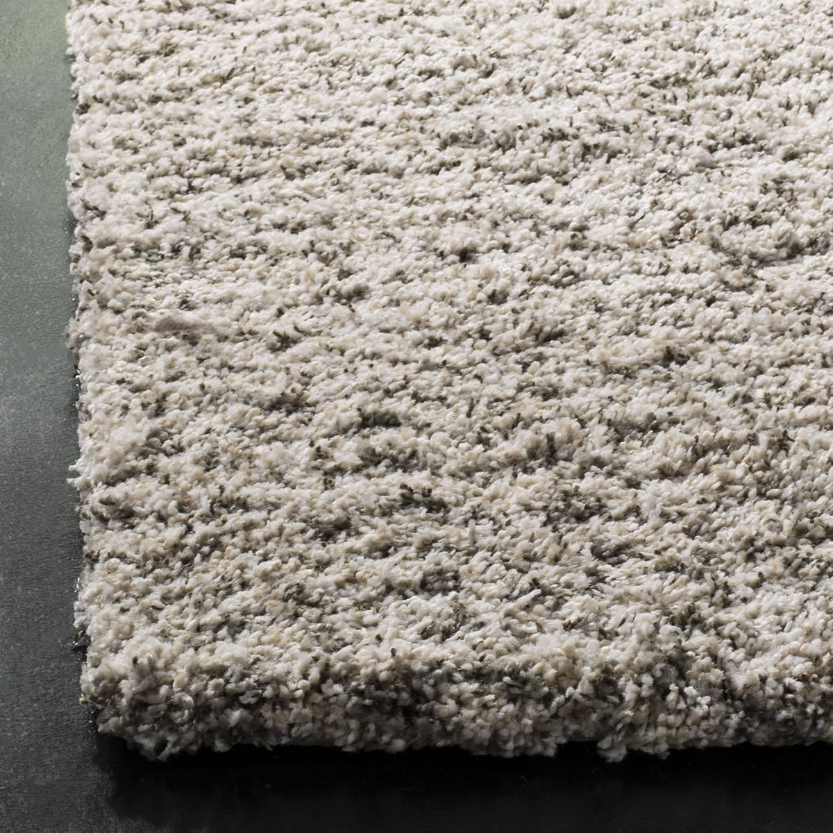 SAFAVIEH Hudson Shag Rug 11x15, Plush Chevron X-Large Ivory & Grey SGH330A