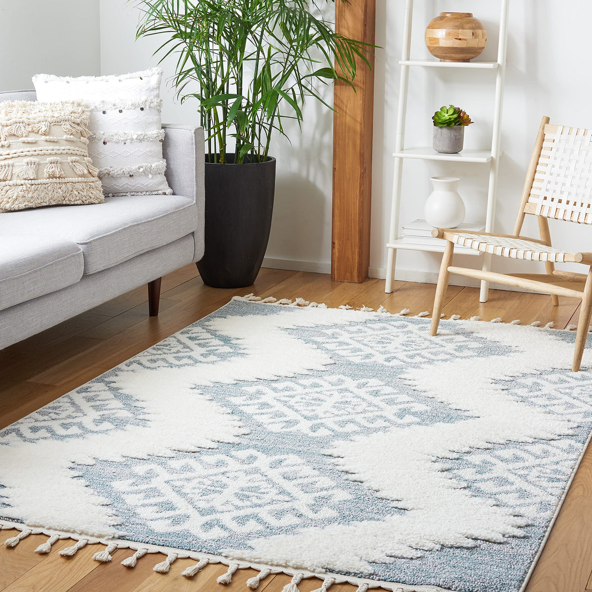 SAFAVIEH Moroccan Tassel Shag Rug 10'x14', Soft Plush Ivory & Brown MTS652A