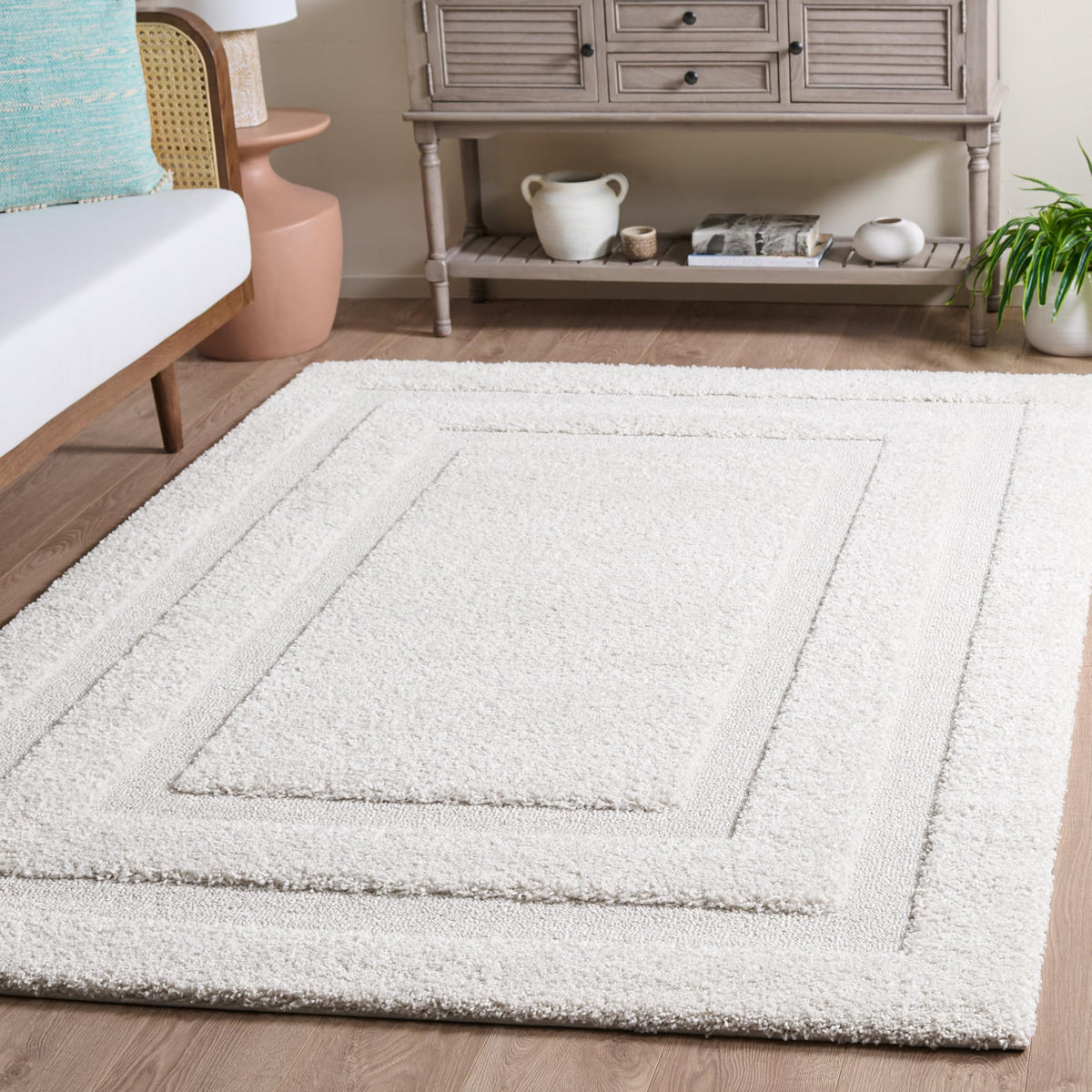 SAFAVIEH Florida Shag Rug 8'x10', Soft Plush Modern Cream SG454-1111