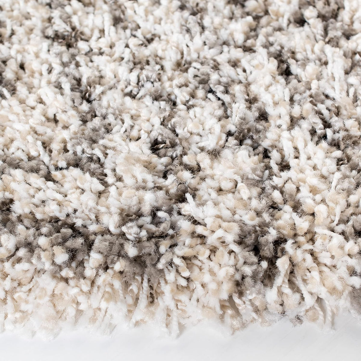 SAFAVIEH Hudson Shag Square Rug 7', Plush Chevron Ivory & Grey SGH375A