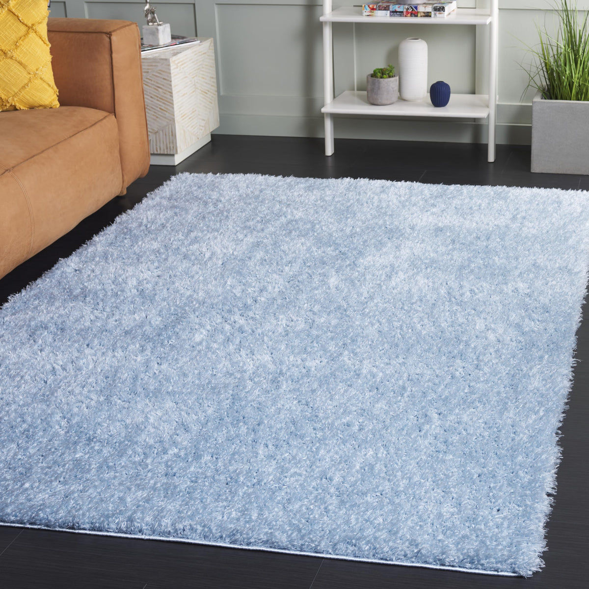 SAFAVIEH Lindsay Shag Collection Area Rug - 4' x 6', Green, Contemporary Design, Ideal for High Traffic Areas in Living Room, Bedroom & Dining Room (LNS560Y-4)