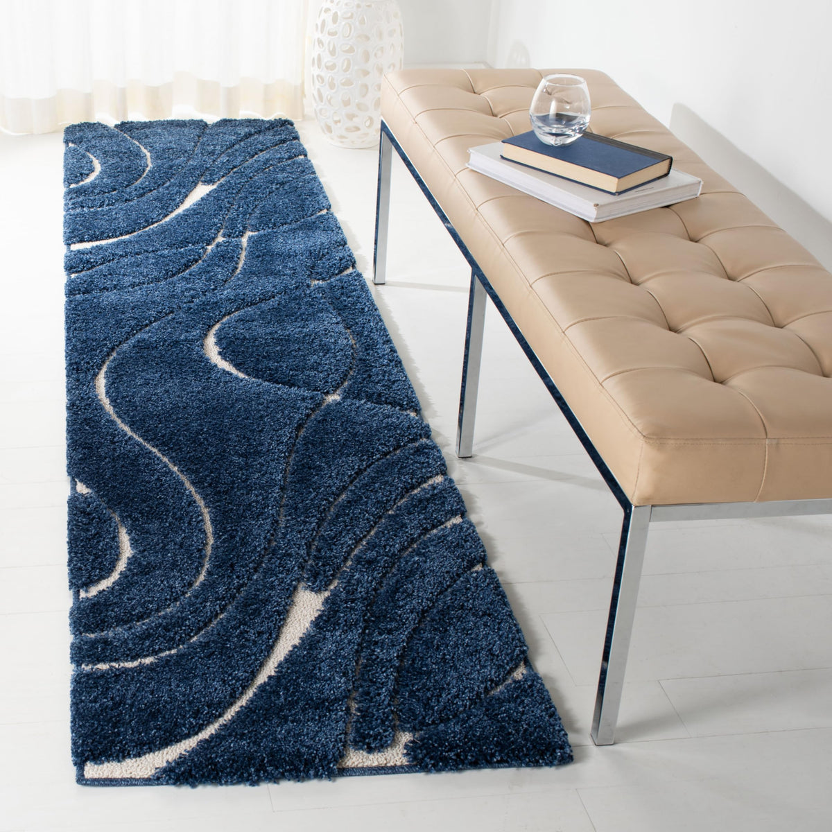 SAFAVIEH Florida Shag Rug 6'x9', Soft Plush Modern Cream & Beige SG471-1113