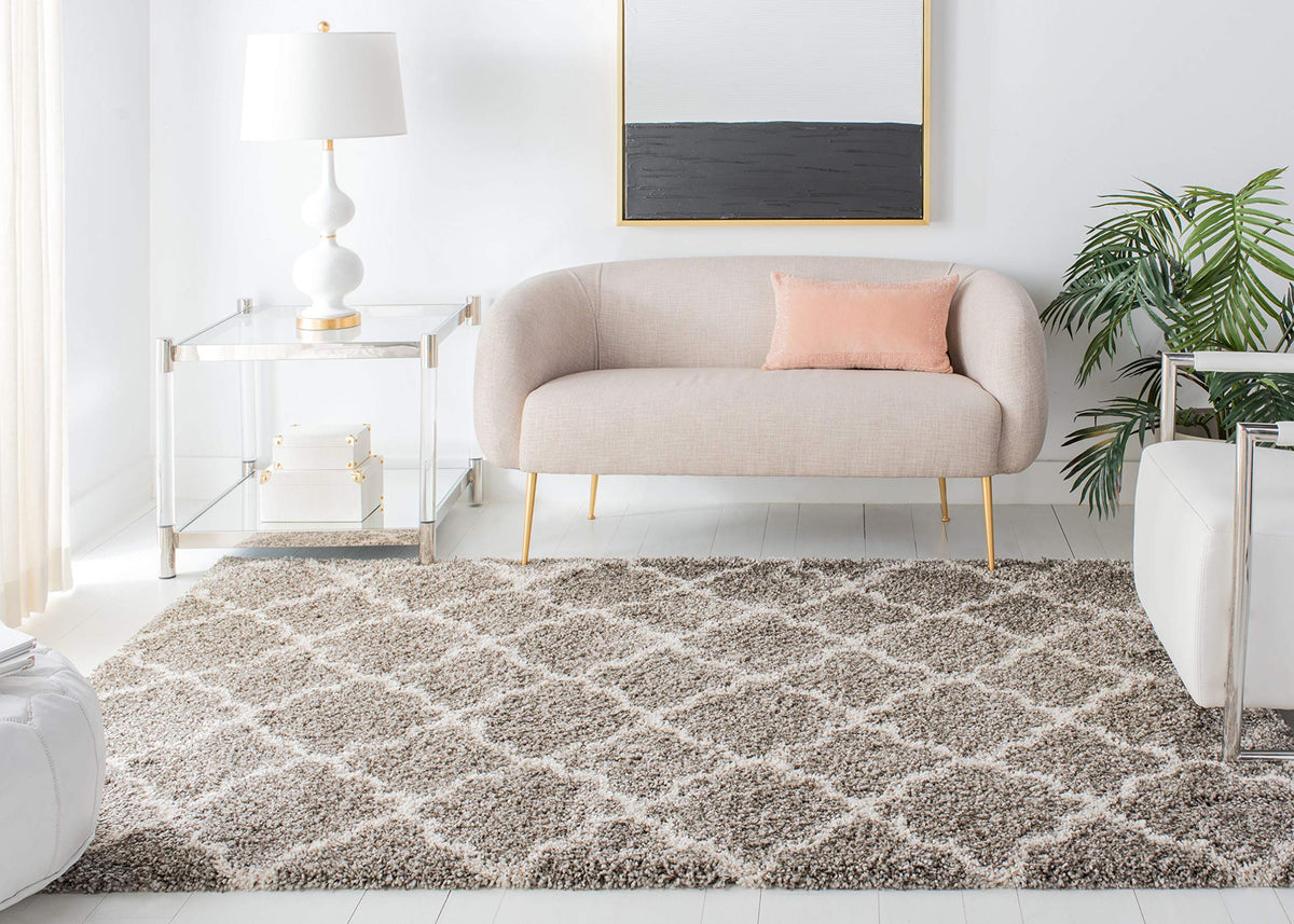 SAFAVIEH Hudson Shag Rug 9'x12', Soft Plush Modern Navy & Ivory SGH282C