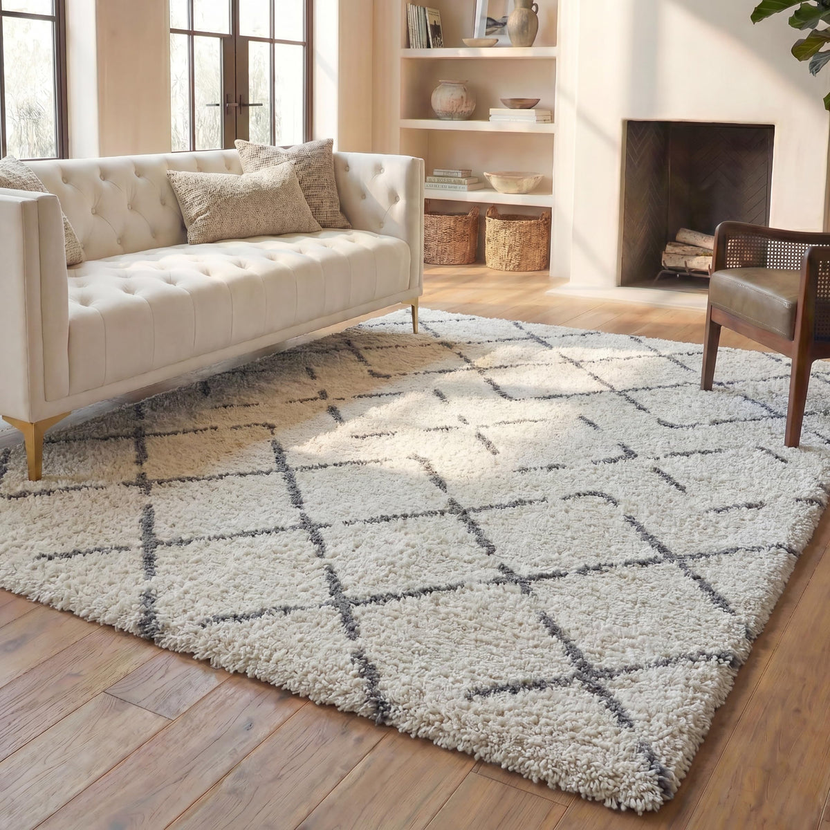 SAFAVIEH Arizona Shag Rug 5'1"x7'6", Soft Plush Ivory & Beige ASG743A