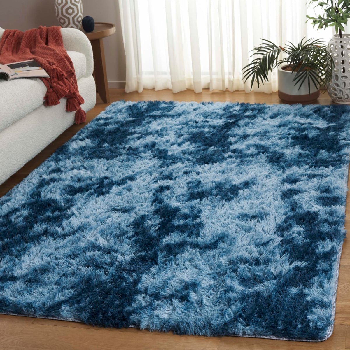 SAFAVIEH Rainbow Shag Collection Area Rug - 8' x 10', Light Beige, Slip Resistant, Non-Shedding & Easy Care, 1.6-inch Thick, Ideal for Living Room, Bedroom, Home Office, Dining Space (RBO100A-8)