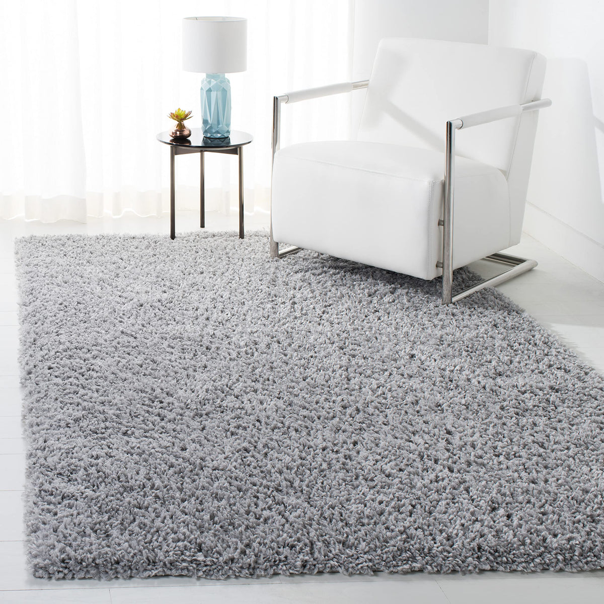 SAFAVIEH August Shag Rug 5'3"x7'6", Soft Plush Modern Ivory AUG200C