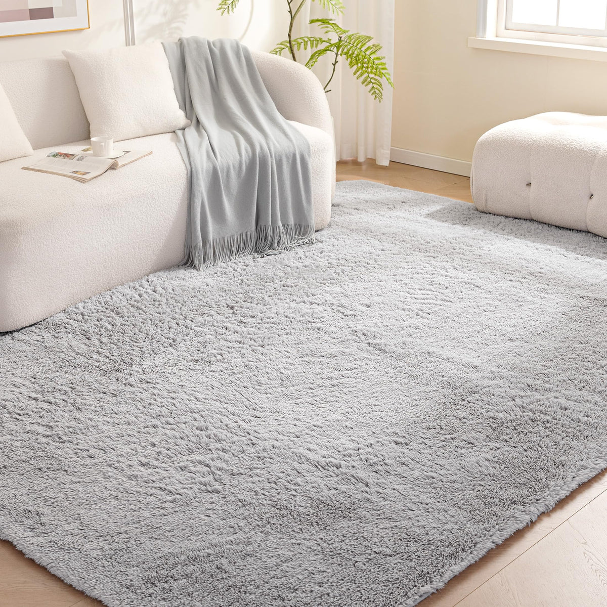 Amazon Basics Fluffy Washable Area Rug, Shaggy Carpet for Living Room, Bedroom, 5' W × 7' L, Pink