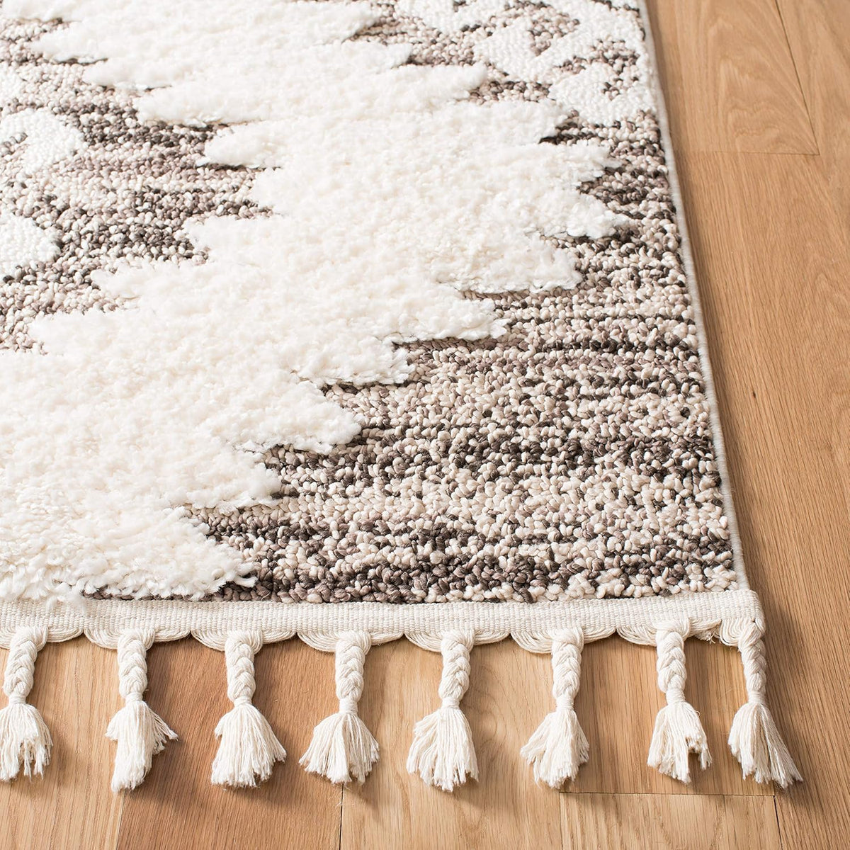 SAFAVIEH Moroccan Tassel Shag Rug 10'x14', Soft Plush Ivory & Brown MTS652A