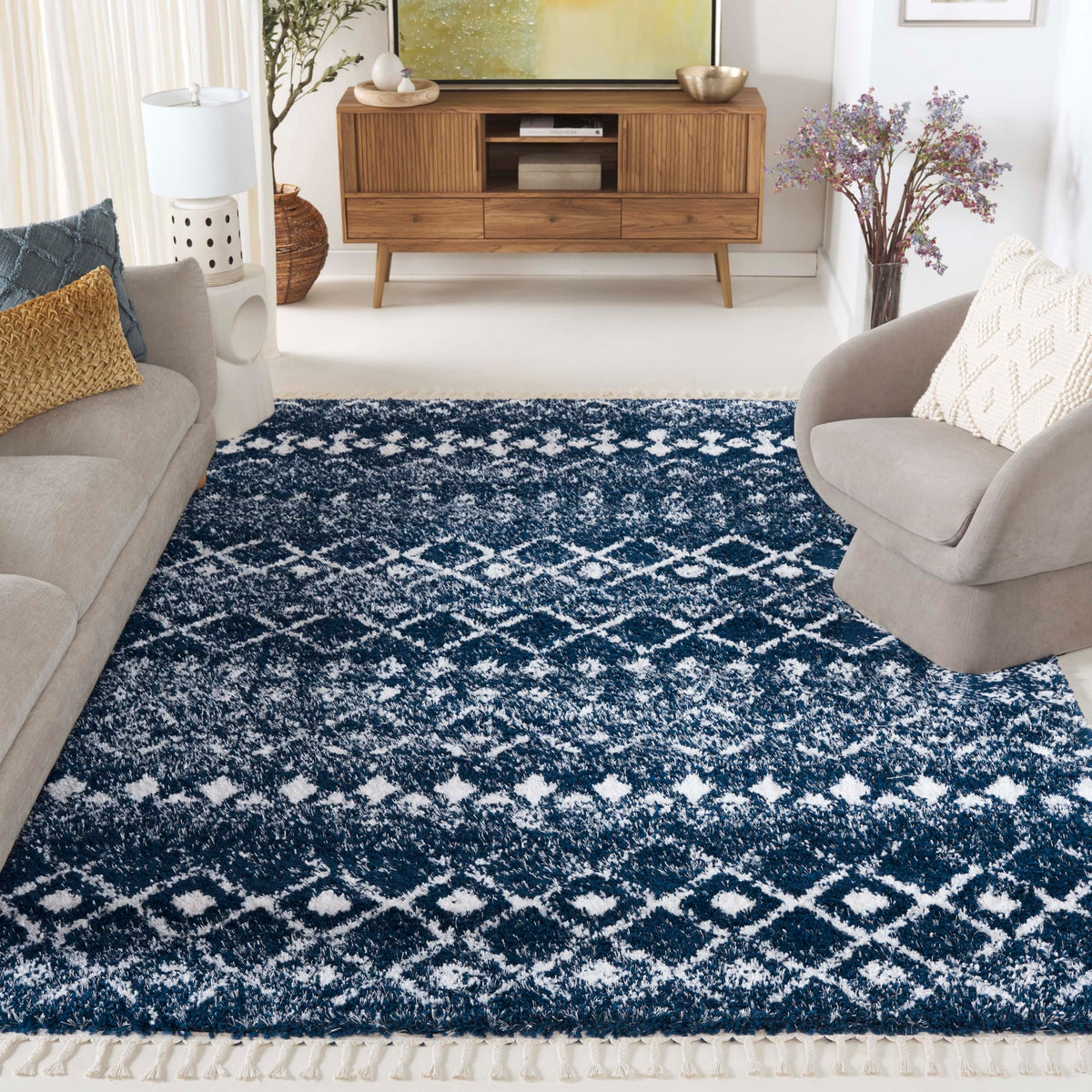 SAFAVIEH Area Rug 8x10 - Berber Fringe Shag Collection - Large - Cream & Dark Grey, Moroccan Design, Non-Shedding & Easy Cleaning, Thick Pile, Ideal for Living Room, Bedroom, Dining Space (BFG516A)