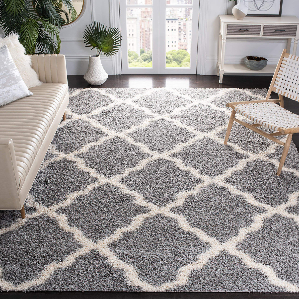 SAFAVIEH Dallas Shag Collection 8' x 10' Beige/Ivory SGD257D Trellis Non-Shedding Living Room Bedroom Dining Room Entryway Plush 1.5-inch Thick Area Rug