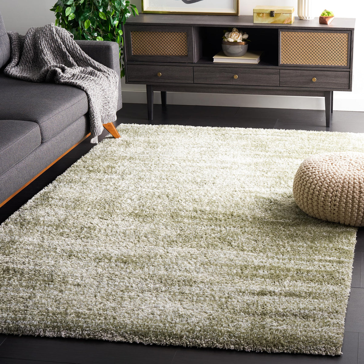 SAFAVIEH Area Rug 8x10 - Tahoe Shag Collection - Large - Blue & Ivory, Modern Design, Non-Shedding & Easy Cleaning, Plush Thick Pile, Ideal for Living Room, Bedroom, Dining Space (THO653M)