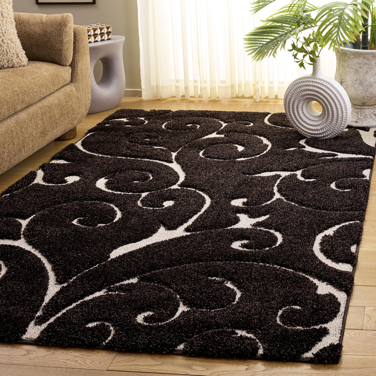SAFAVIEH Florida Shag Rug 8'x10', Soft Plush Cream & Beige SG455-1113