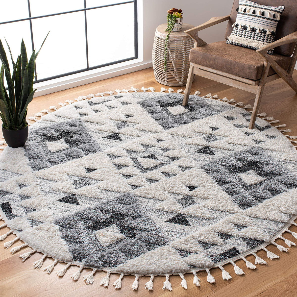 SAFAVIEH Moroccan Tassel Shag Rug 5'3"x7'6", Ivory & Brick Rust MTS688P