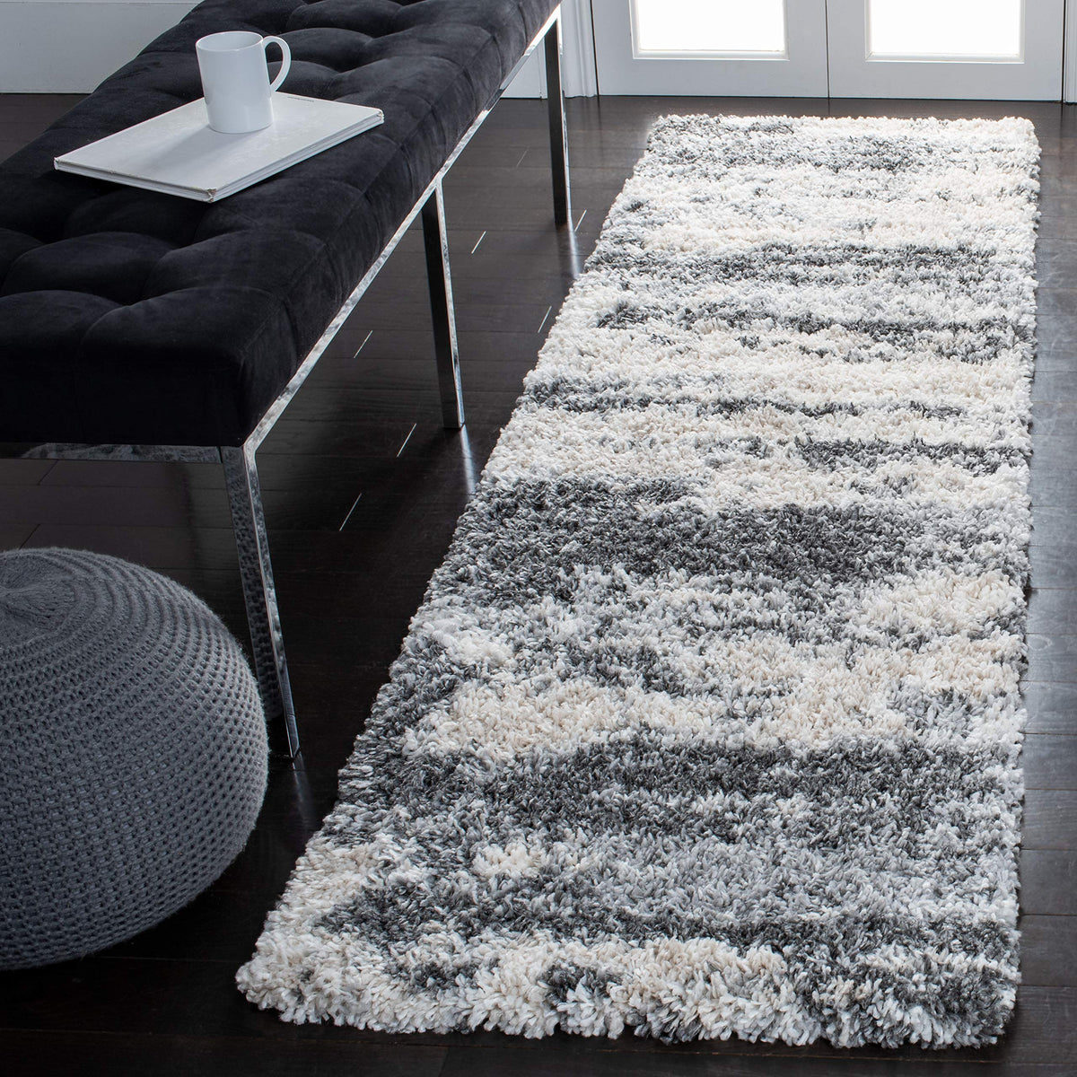 SAFAVIEH Fontana Shag Collection Area Rug - 6'7" x 9', Grey & Ivory, Non-Shedding & Easy to Clean, Plush Thick Pile, Ideal for Living Room, Bedroom, Dining Space (FNT853G)