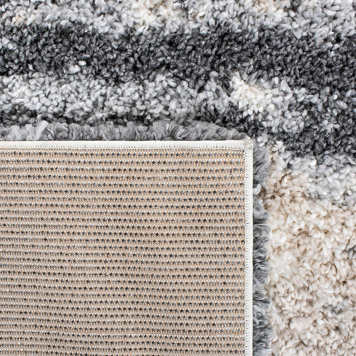 SAFAVIEH Fontana Shag Collection Area Rug - 6'7" x 9', Grey & Ivory, Non-Shedding & Easy to Clean, Plush Thick Pile, Ideal for Living Room, Bedroom, Dining Space (FNT853G)