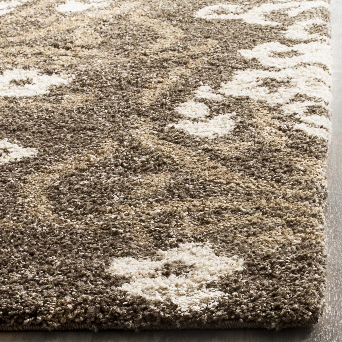 SAFAVIEH Florida Shag Collection Area Rug - 8'6" x 12', Smoke & Beige, Floral Design, Non-Shedding & Easy Care, 1.2-inch Thick Ideal for High Traffic Areas in Living Room, Bedroom (SG457-7913)