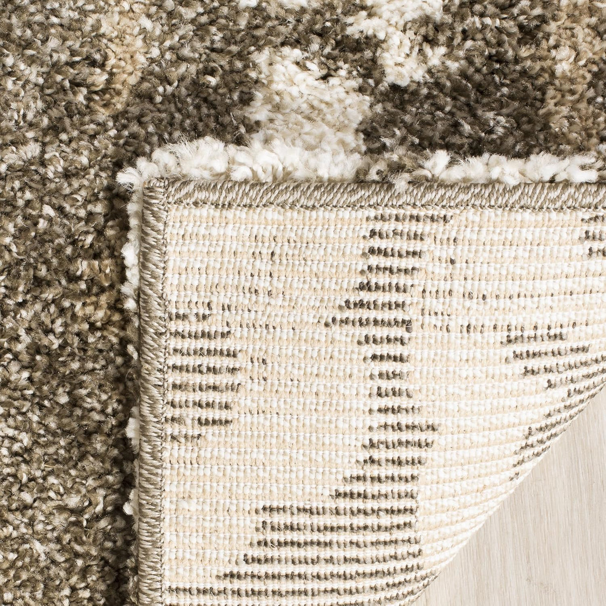 SAFAVIEH Florida Shag Collection Area Rug - 8'6" x 12', Smoke & Beige, Floral Design, Non-Shedding & Easy Care, 1.2-inch Thick Ideal for High Traffic Areas in Living Room, Bedroom (SG457-7913)