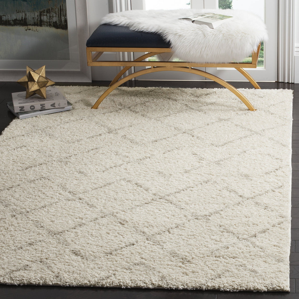 SAFAVIEH Arizona Shag Rug 5'1"x7'6", Soft Plush Ivory & Beige ASG743A