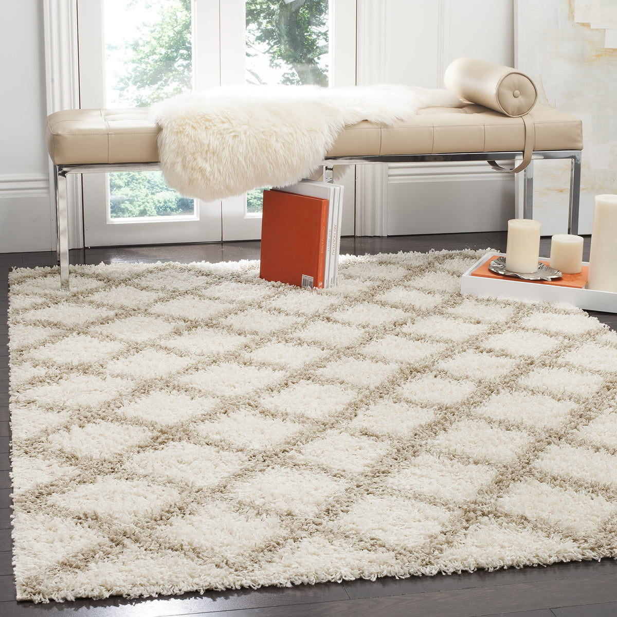SAFAVIEH Area Rug 8x10 - Dallas Shag Collection - Large - Dark Grey & Ivory, Trellis Pattern, Non-Shedding & Easy Cleaning, Plush Thick Pile, Ideal for Living Room, Bedroom, Dining Space (SGDS258A)