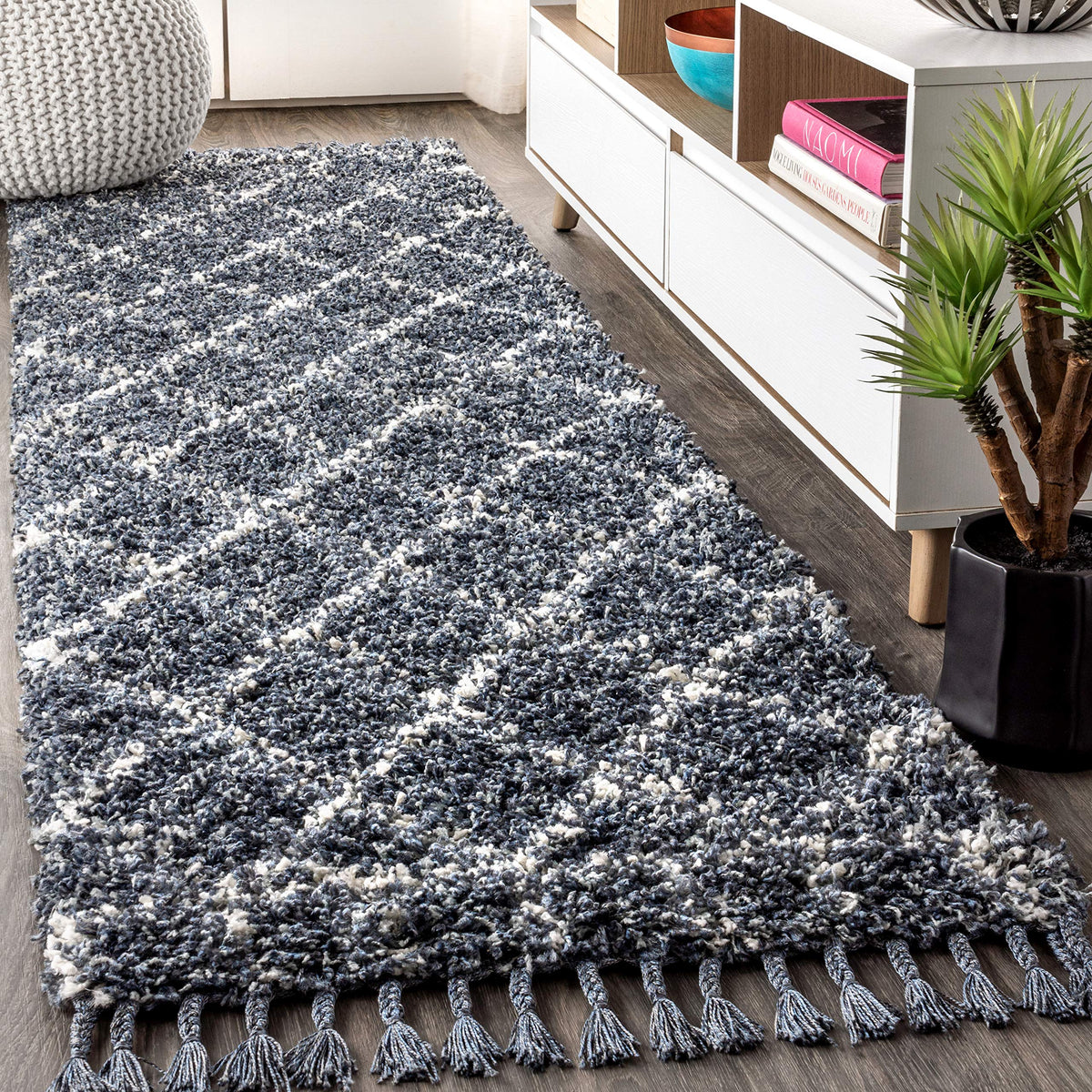 JONATHAN Y Mercer Shag Plush Tassel Blue/Cream Indoor Area Rug, 8x10, Moroccan Geometric Trellis, Easy-Cleaning for Living Room, Bedroom, Kitchen, Pet Friendly, Non-Shedding (MCR101A-8)