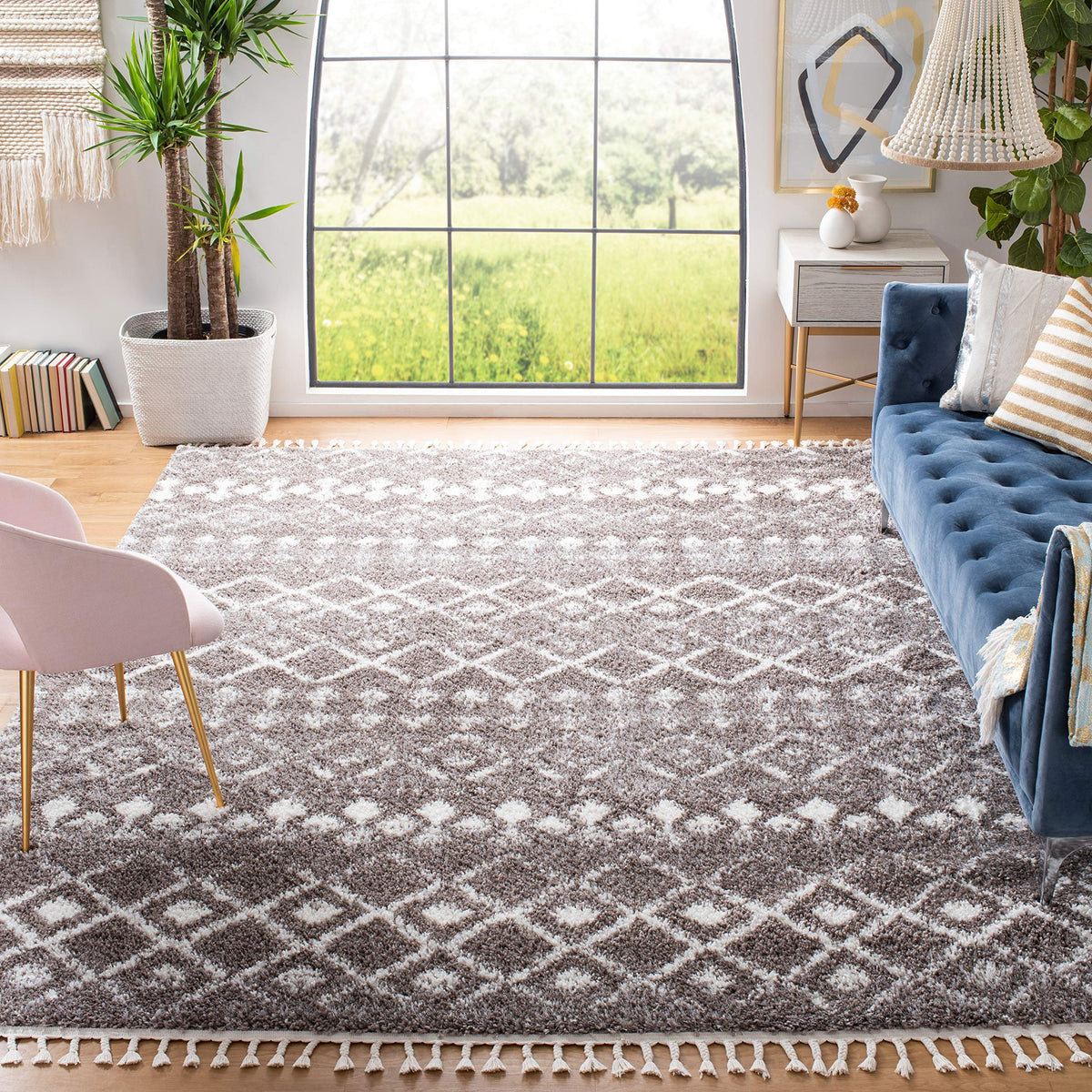 SAFAVIEH Area Rug 8x10 - Berber Fringe Shag Collection - Large - Cream & Dark Grey, Moroccan Design, Non-Shedding & Easy Cleaning, Thick Pile, Ideal for Living Room, Bedroom, Dining Space (BFG516A)