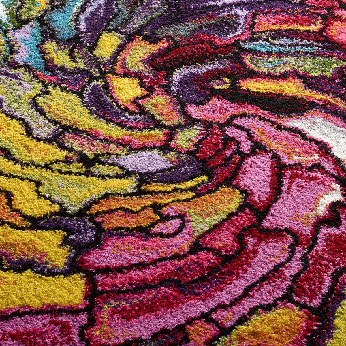 SAFAVIEH Area Rug 8x10 - Fiesta Shag Collection - Large - Multi, Abstract Rainbow Design, Non-Shedding & Easy Cleaning, Ideal for Living Room, Bedroom, Dining Space (FSG373M)