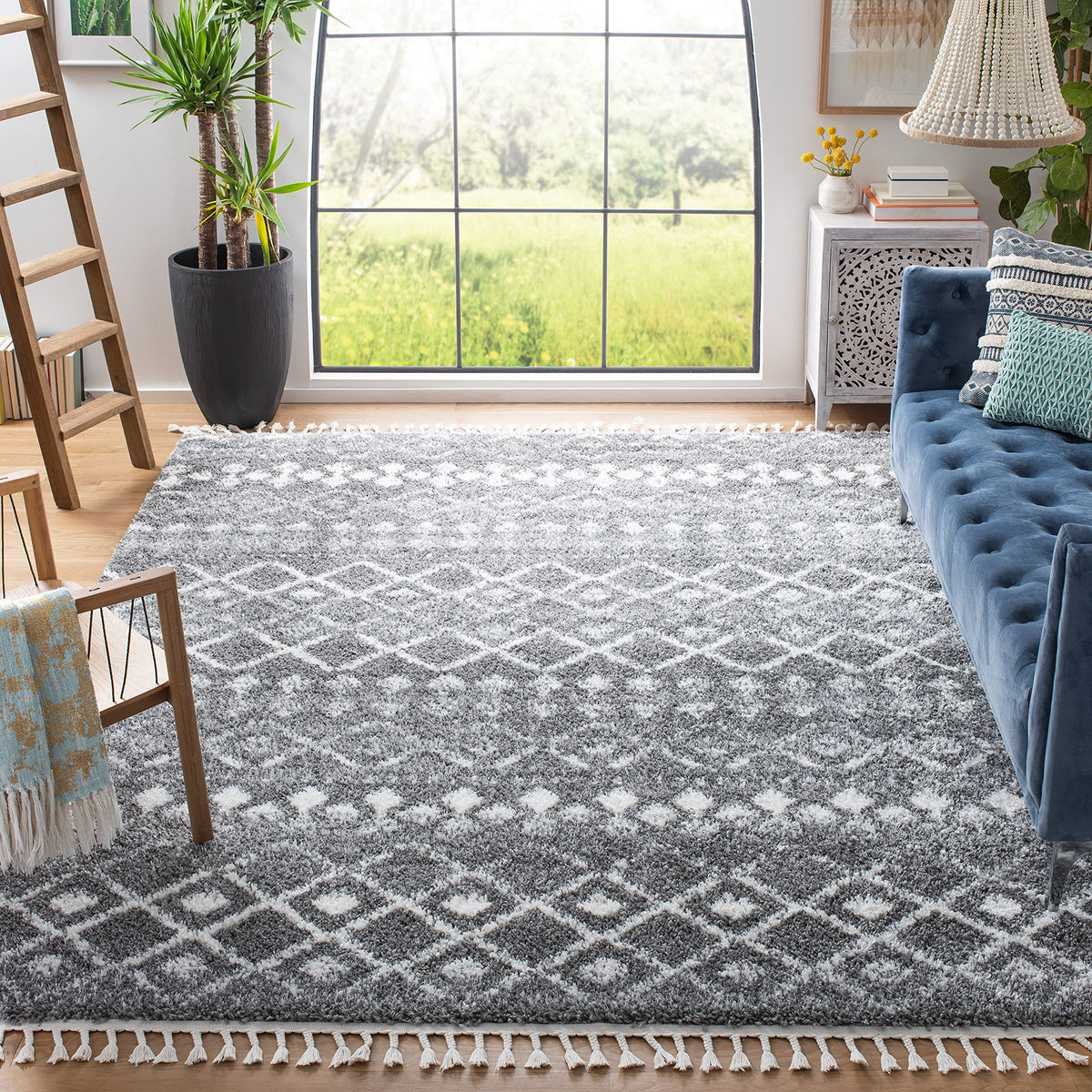 SAFAVIEH Area Rug 8x10 - Berber Fringe Shag Collection - Large - Cream & Dark Grey, Moroccan Design, Non-Shedding & Easy Cleaning, Thick Pile, Ideal for Living Room, Bedroom, Dining Space (BFG516A)