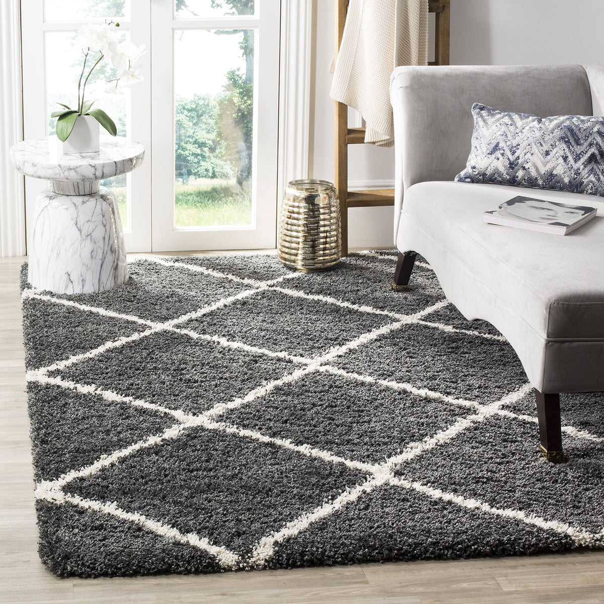 SAFAVIEH Hudson Shag Rug 8'x10', Soft Plush Moroccan Ivory & Beige SGH281D