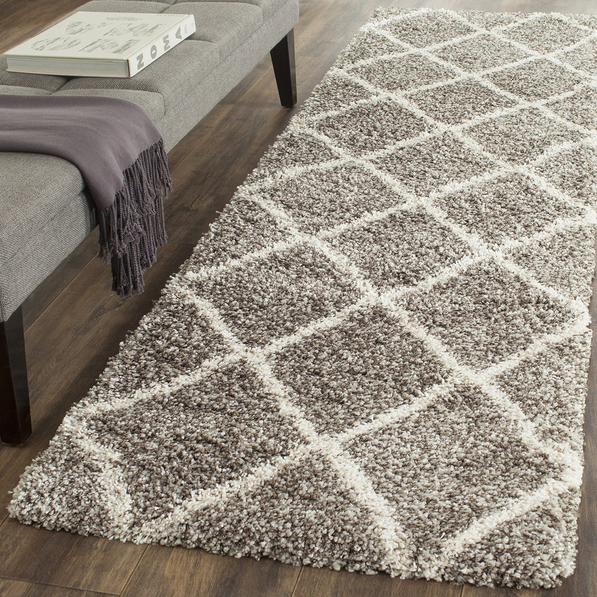 SAFAVIEH Hudson Shag Rug 8'x10', Soft Plush Moroccan Ivory & Beige SGH281D