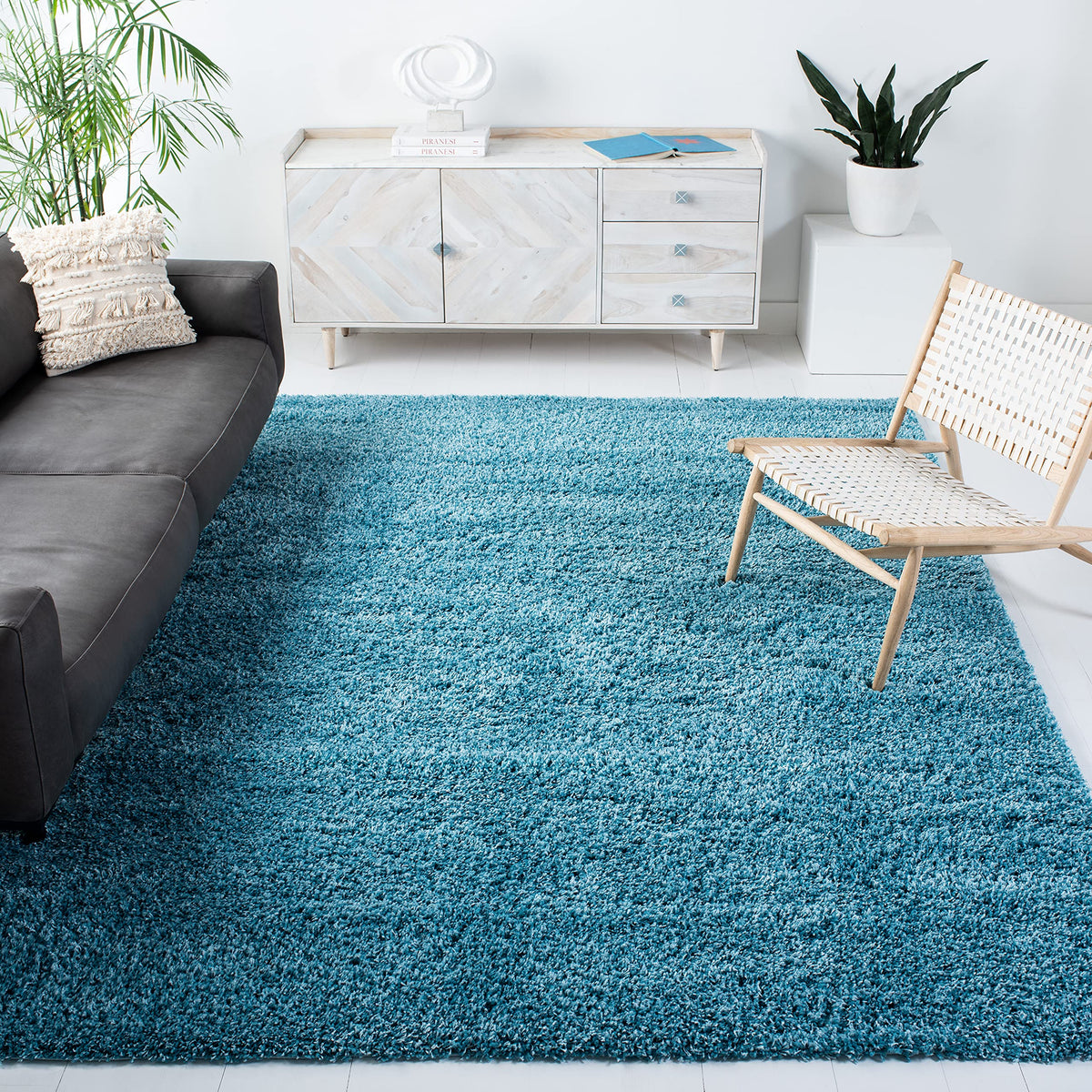 SAFAVIEH Area Rug 8x10 - California Shag Collection - Large - Beige, Non-Shedding & Easy to Clean, Ultra Plush Thick Pile, Ideal for Living Room, Bedroom, Dining Space (SG151-1313)