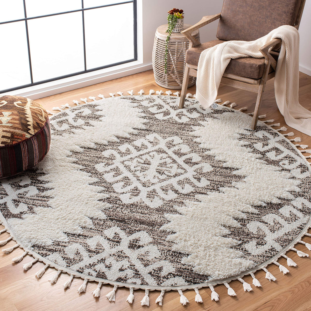 SAFAVIEH Moroccan Tassel Shag Rug 10'x14', Soft Plush Ivory & Brown MTS652A