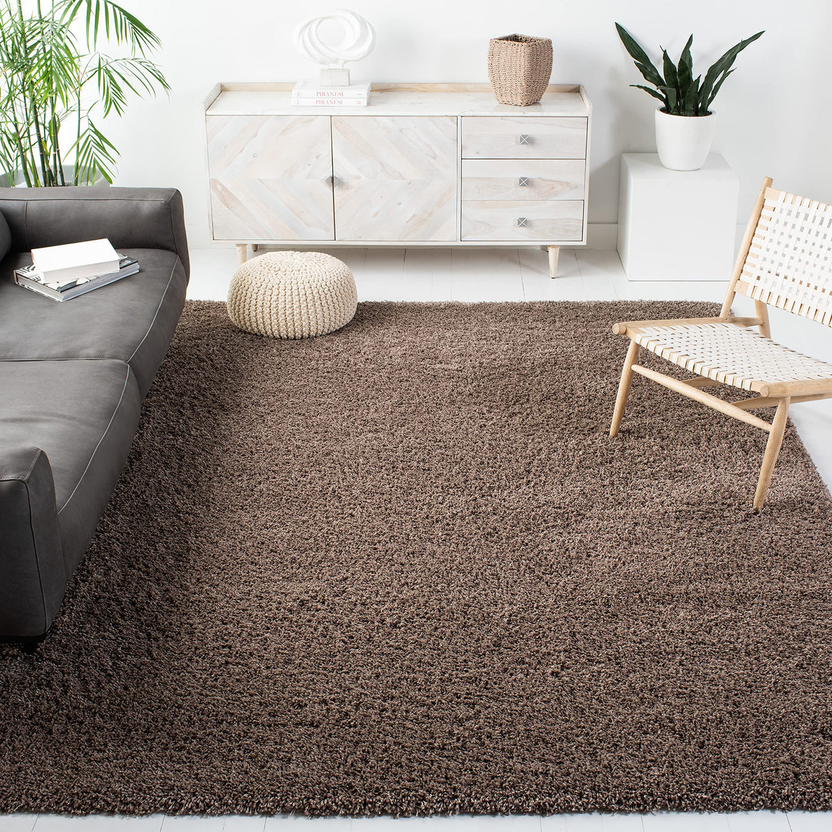 SAFAVIEH Area Rug 8x10 - California Shag Collection - Large - Beige, Non-Shedding & Easy to Clean, Ultra Plush Thick Pile, Ideal for Living Room, Bedroom, Dining Space (SG151-1313)