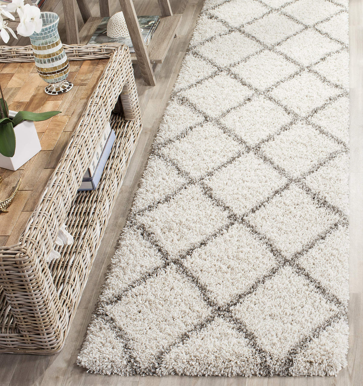 SAFAVIEH Hudson Shag Rug 8'x10', Soft Plush Moroccan Ivory & Beige SGH281D