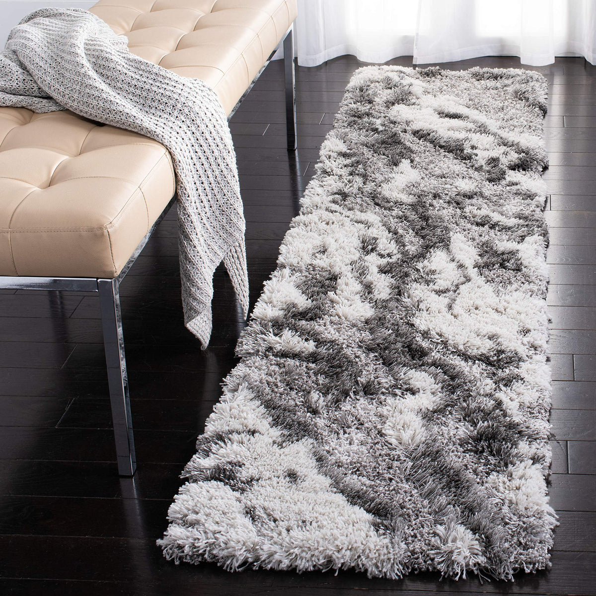 SAFAVIEH Horizon Shag Rug 4'x6', Soft Plush Modern Grey & Blue HZN890G