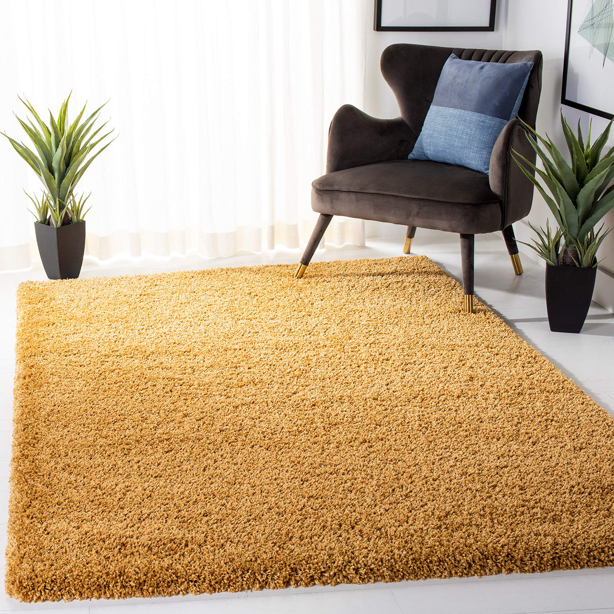 SAFAVIEH Hudson Shag Round Rug 4', Plush Gold SGH220D
