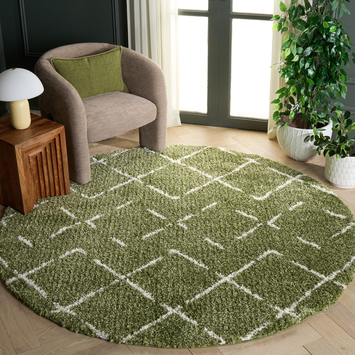 SAFAVIEH Arizona Shag Rug 5'1"x7'6", Soft Plush Ivory & Beige ASG743A